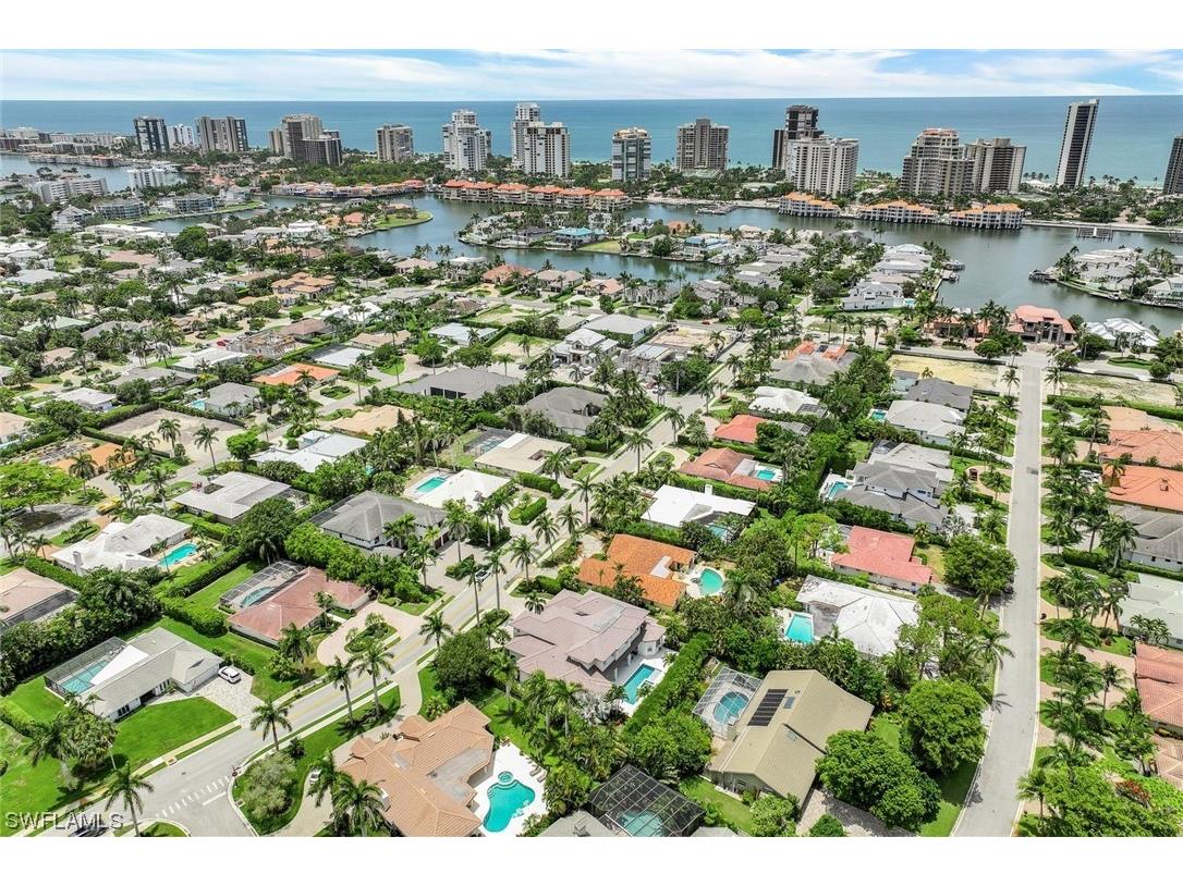 569 Neapolitan Way Naples FL 34103 223064341 image43