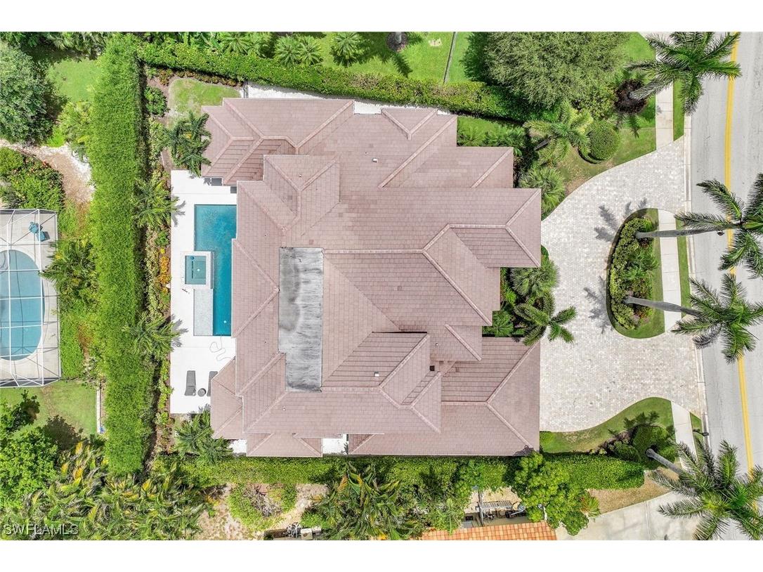 569 Neapolitan Way Naples FL 34103 223064341 image48