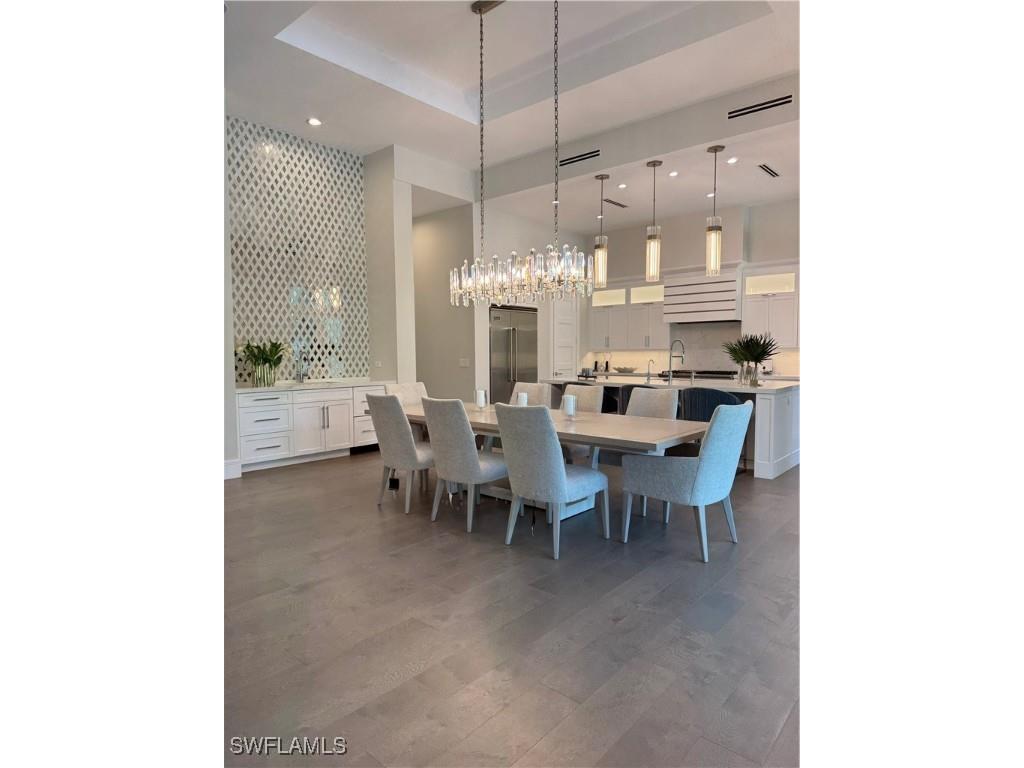 569 Neapolitan Way Naples FL 34103 223064341 image5