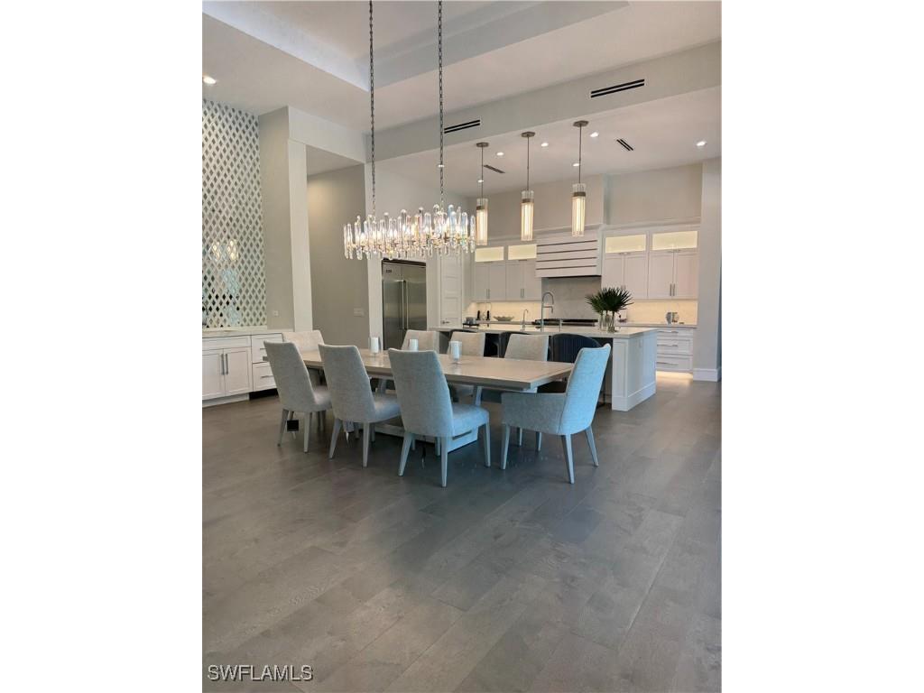 569 Neapolitan Way Naples FL 34103 223064341 image7