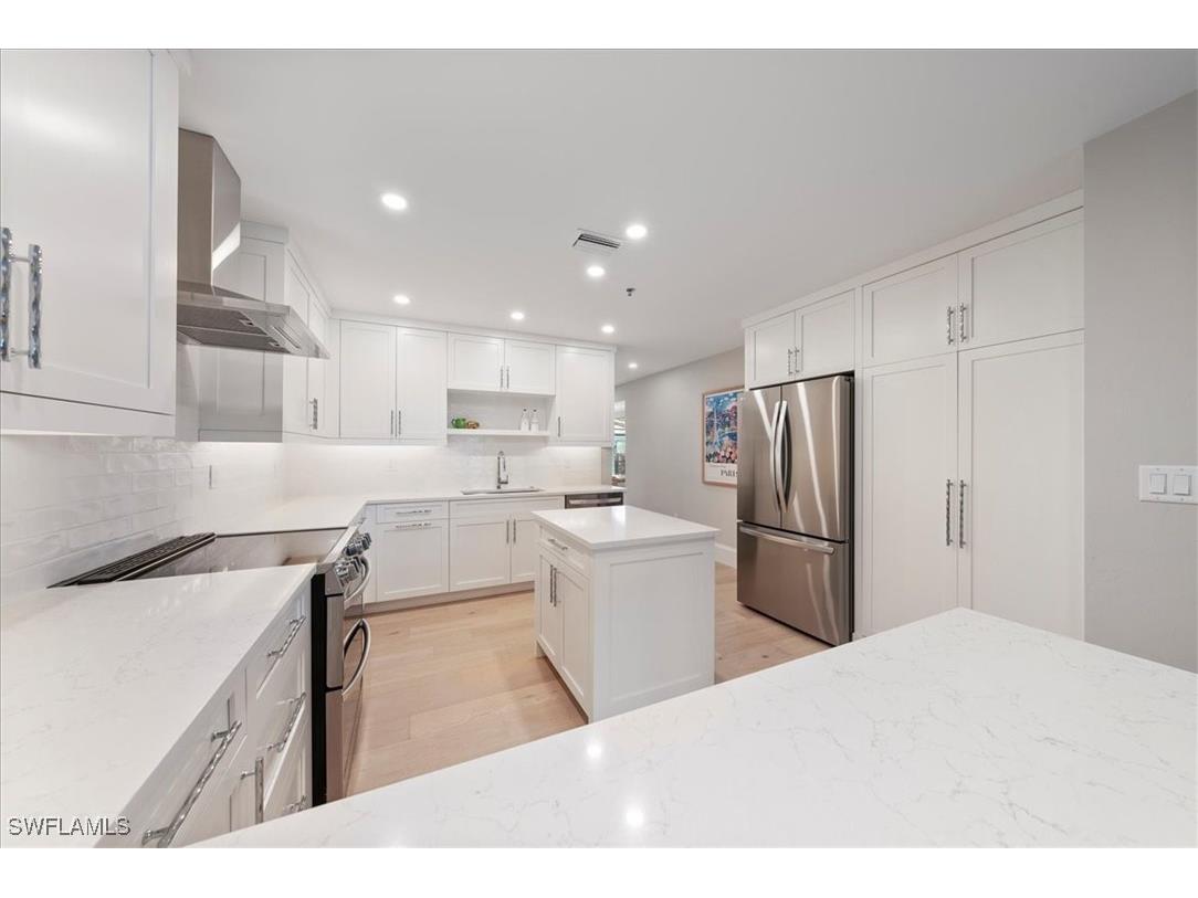 569 Park Shore Drive #G5 Naples FL 34103 225079799 image14