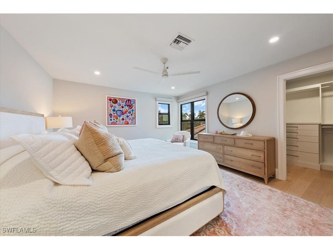 569 Park Shore Drive #G5 Naples FL 34103 225079799 image24