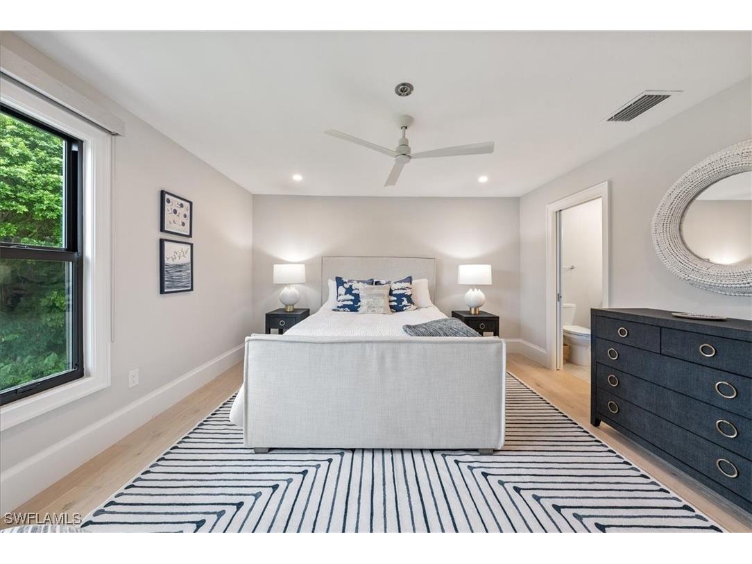 569 Park Shore Drive #G5 Naples FL 34103 225079799 image29