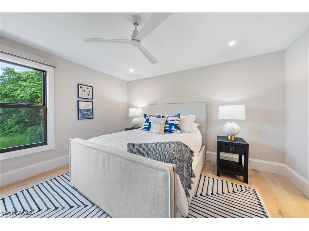 569 Park Shore Drive #G5 Naples FL 34103 225079799 image30