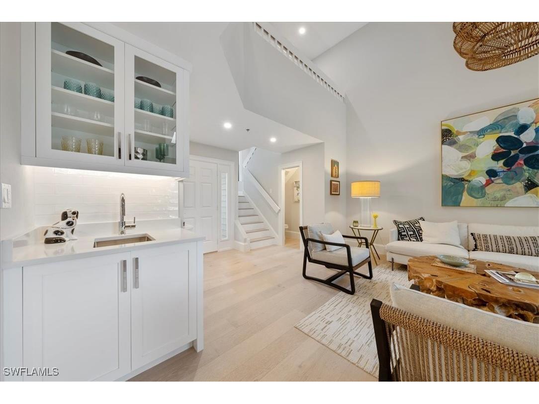 569 Park Shore Drive #G5 Naples FL 34103 225079799 image8