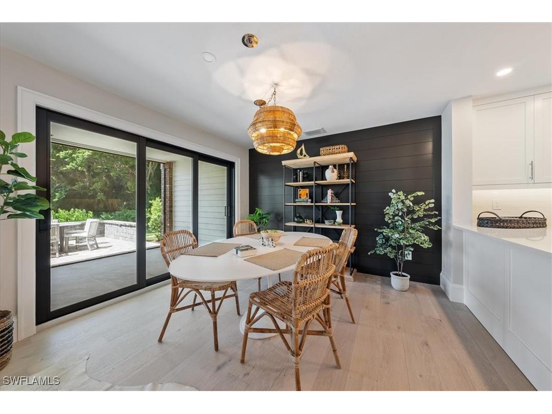 569 Park Shore Drive #G5 Naples FL 34103 225079799 image9