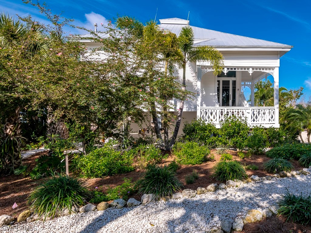 5690 Pine Tree Drive Sanibel FL 33957 224007115 image1