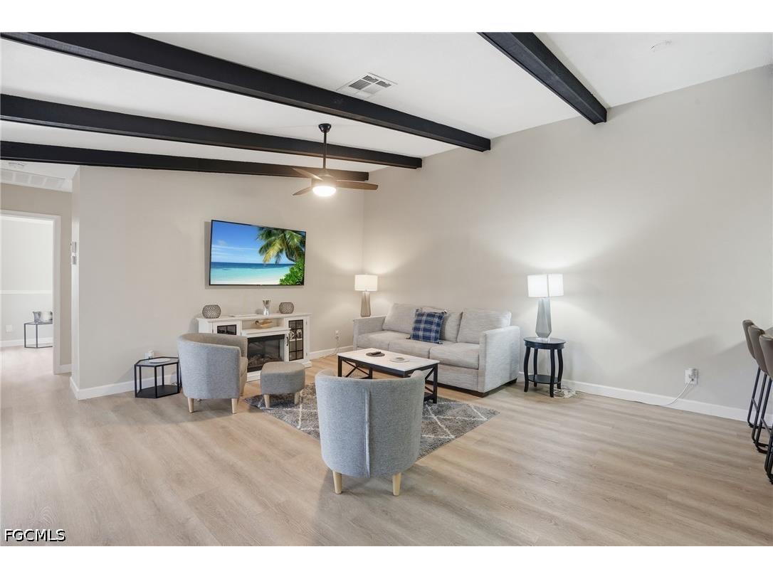 5692 Foxlake Drive North Fort Myers FL 33917 2026017849 image8