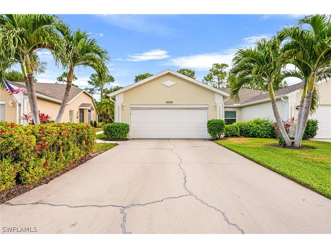5696 Greenwood Circle Naples FL 34112 224039909 image1