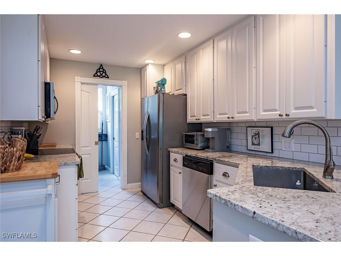 5697 Cove Circle #42 Naples FL 34119 225081905 image5