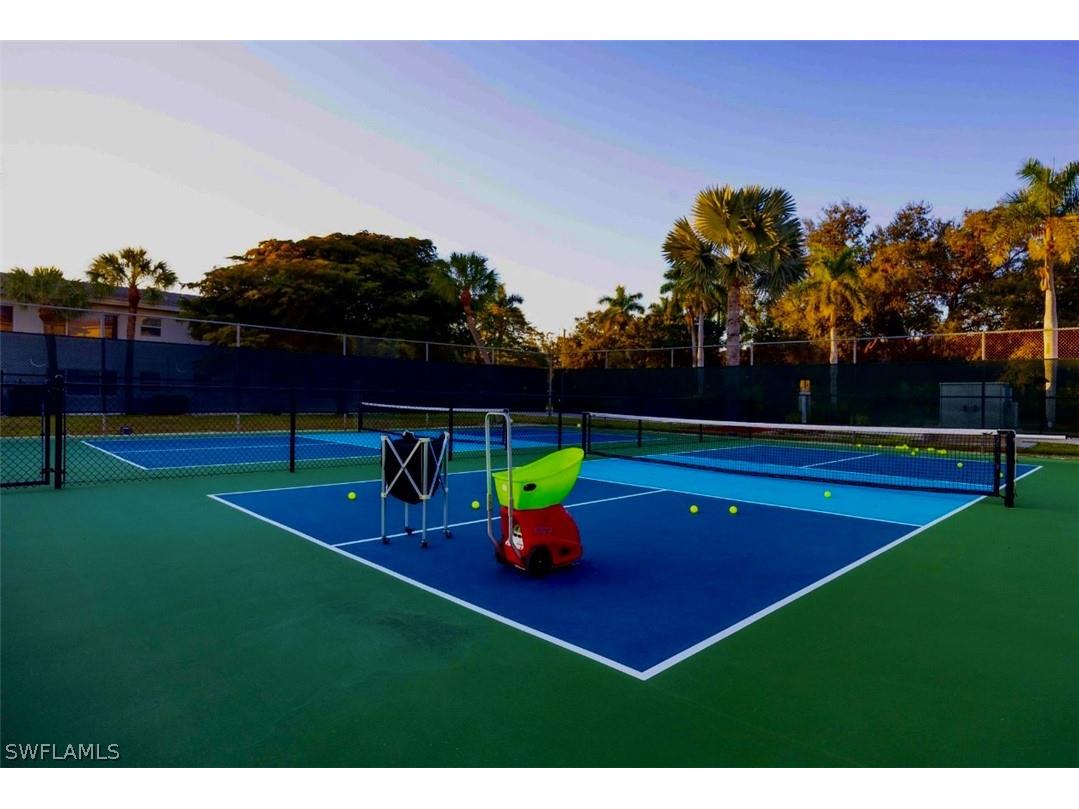 57 High Point Circle W #104 Naples FL 34103 226007314 image30