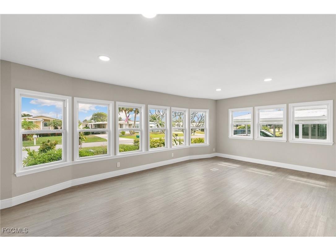 57 San Remo Circle Naples FL 34112 2025005505 image4