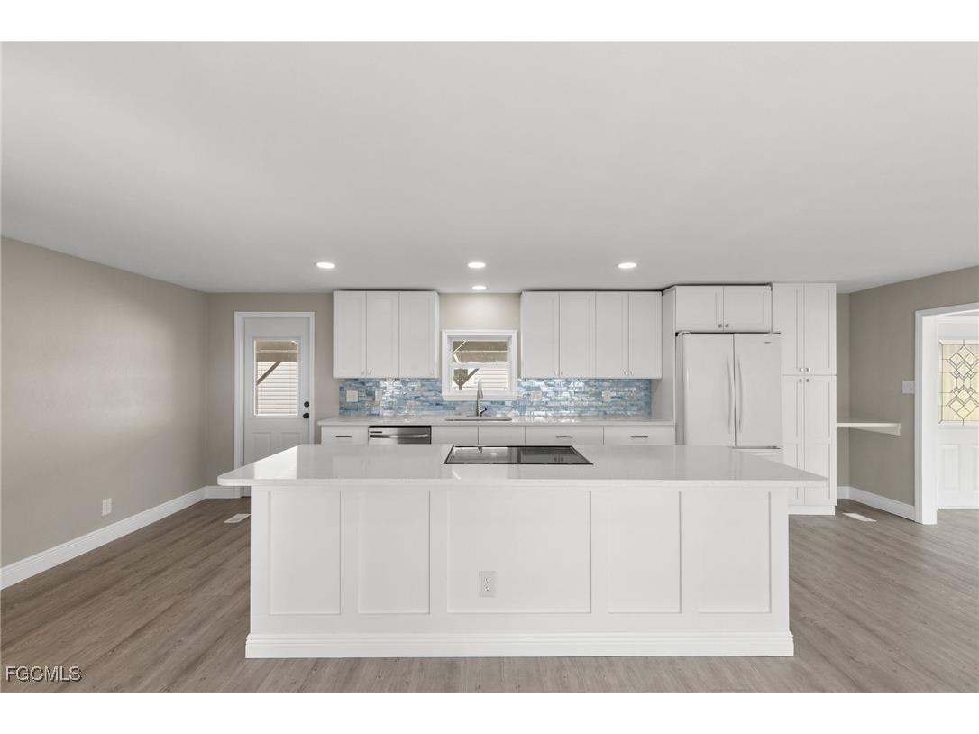 57 San Remo Circle Naples FL 34112 2025016977 image9