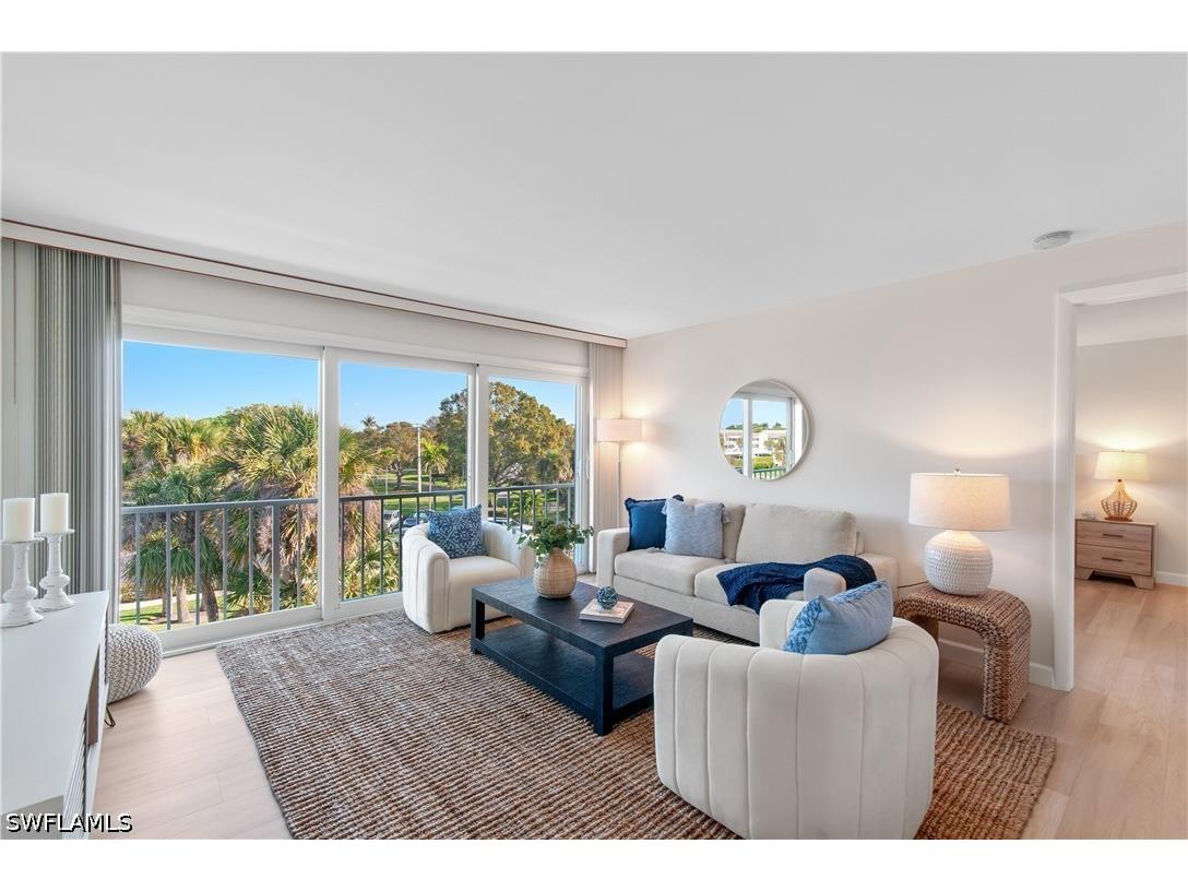 570 12th Avenue S #570 Naples FL 34102 226012877 image1