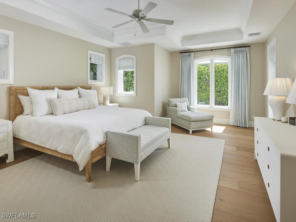 570 2nd Avenue N Naples FL 34102 225077400 image13