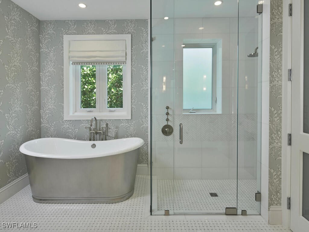 570 2nd Avenue N Naples FL 34102 225077400 image16