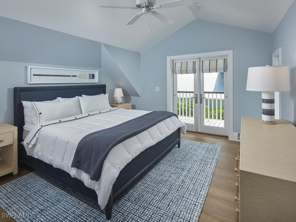 570 2nd Avenue N Naples FL 34102 225077400 image25