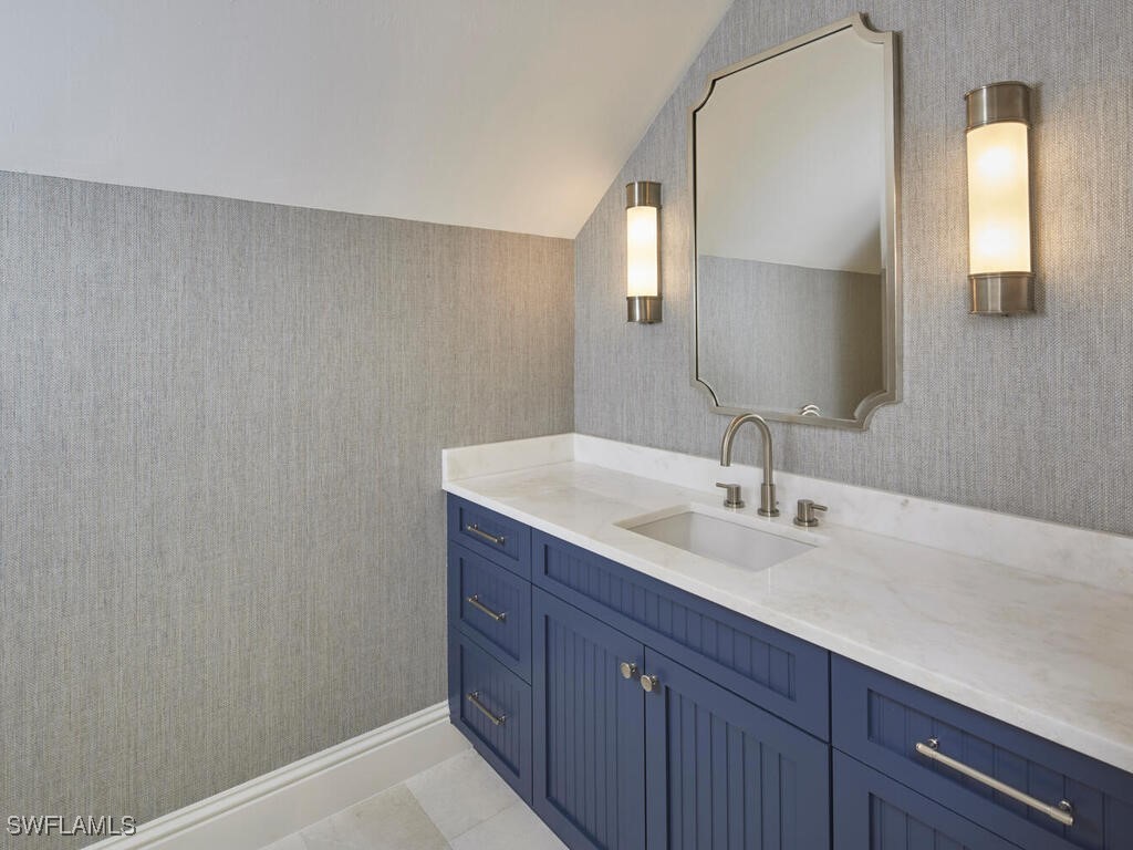 570 2nd Avenue N Naples FL 34102 225077400 image26