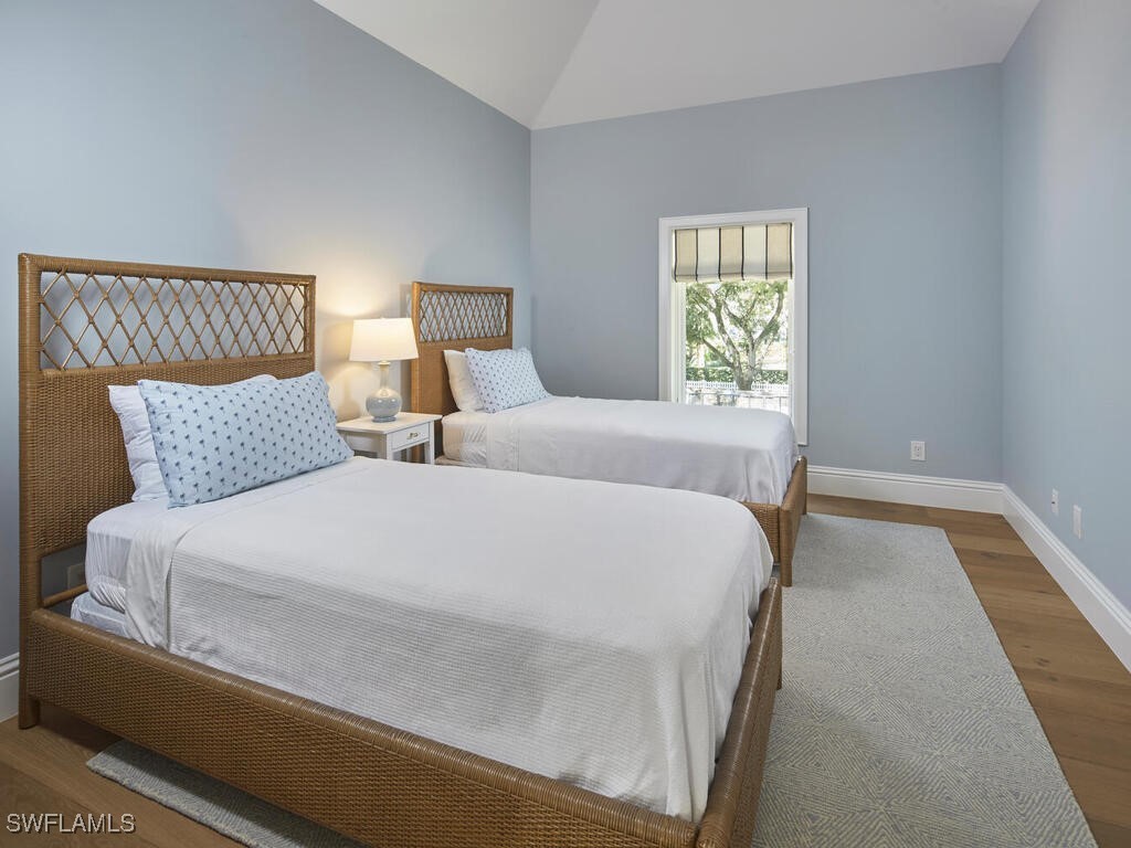 570 2nd Avenue N Naples FL 34102 225077400 image28