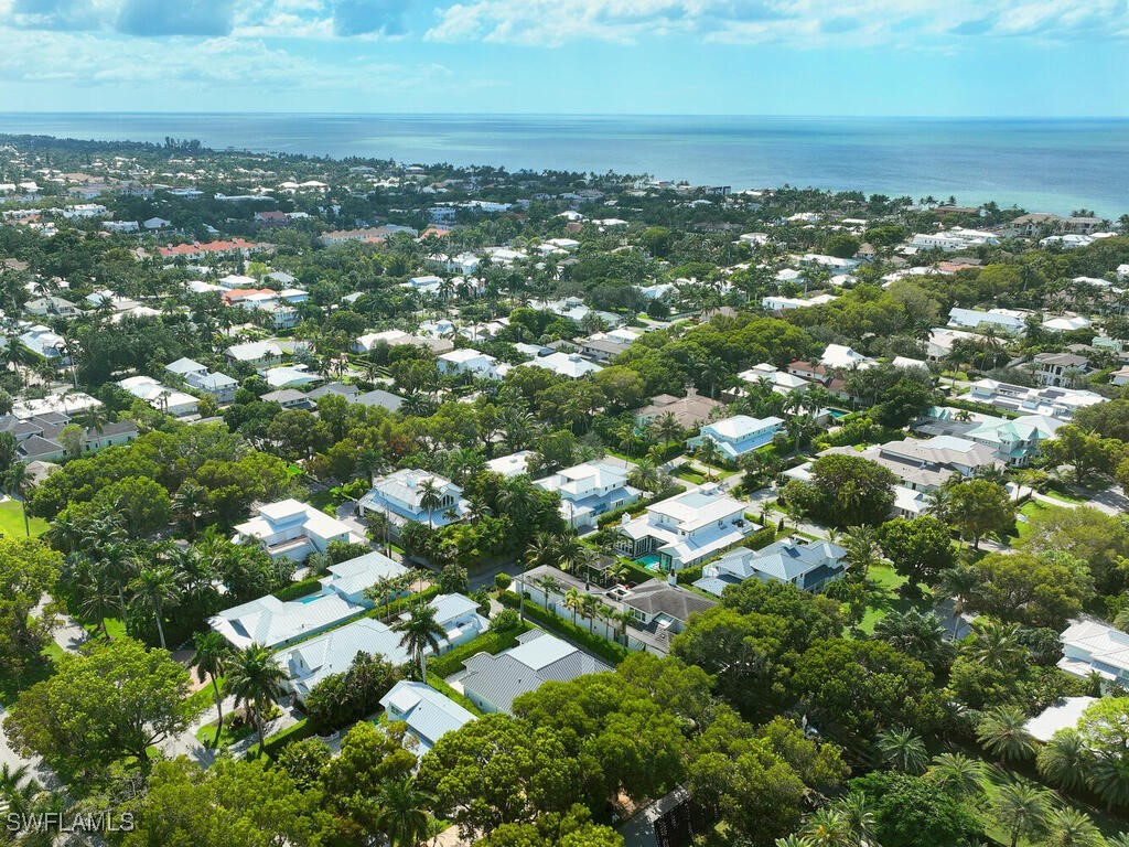 570 2nd Avenue N Naples FL 34102 225077400 image39