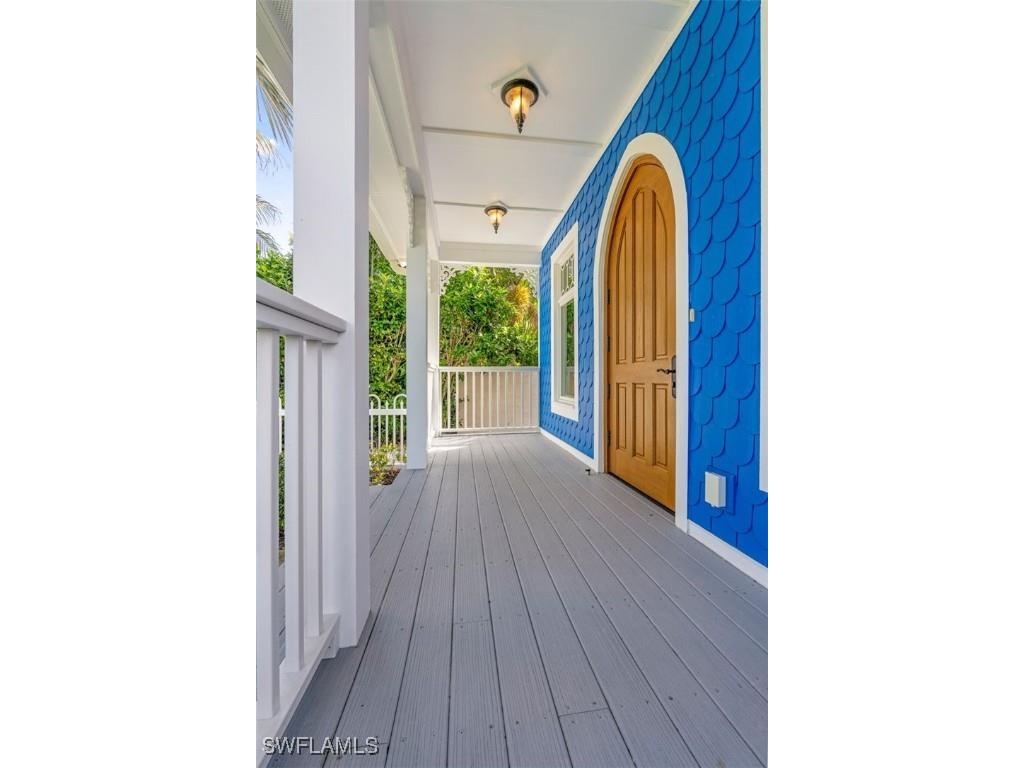 570 96th Avenue N Naples FL 34108 225067608 image2