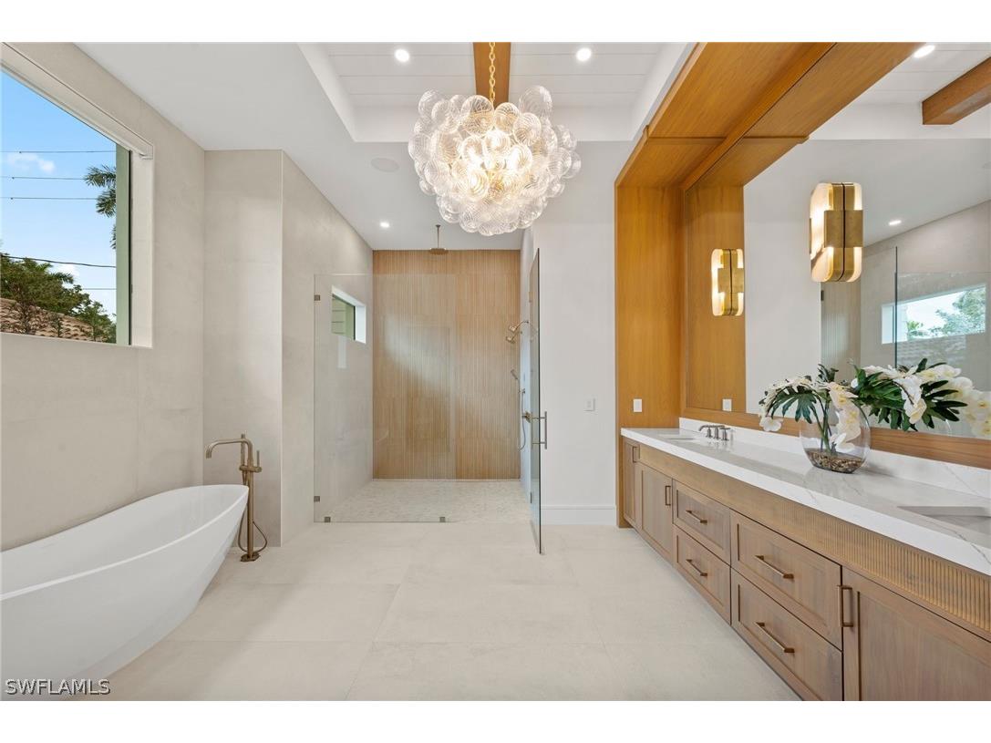 570 Harbour Drive Naples FL 34103 226006361 image20