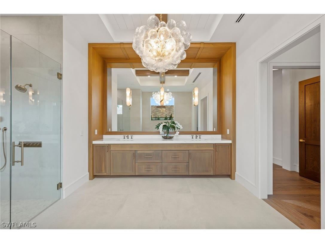 570 Harbour Drive Naples FL 34103 226006361 image22