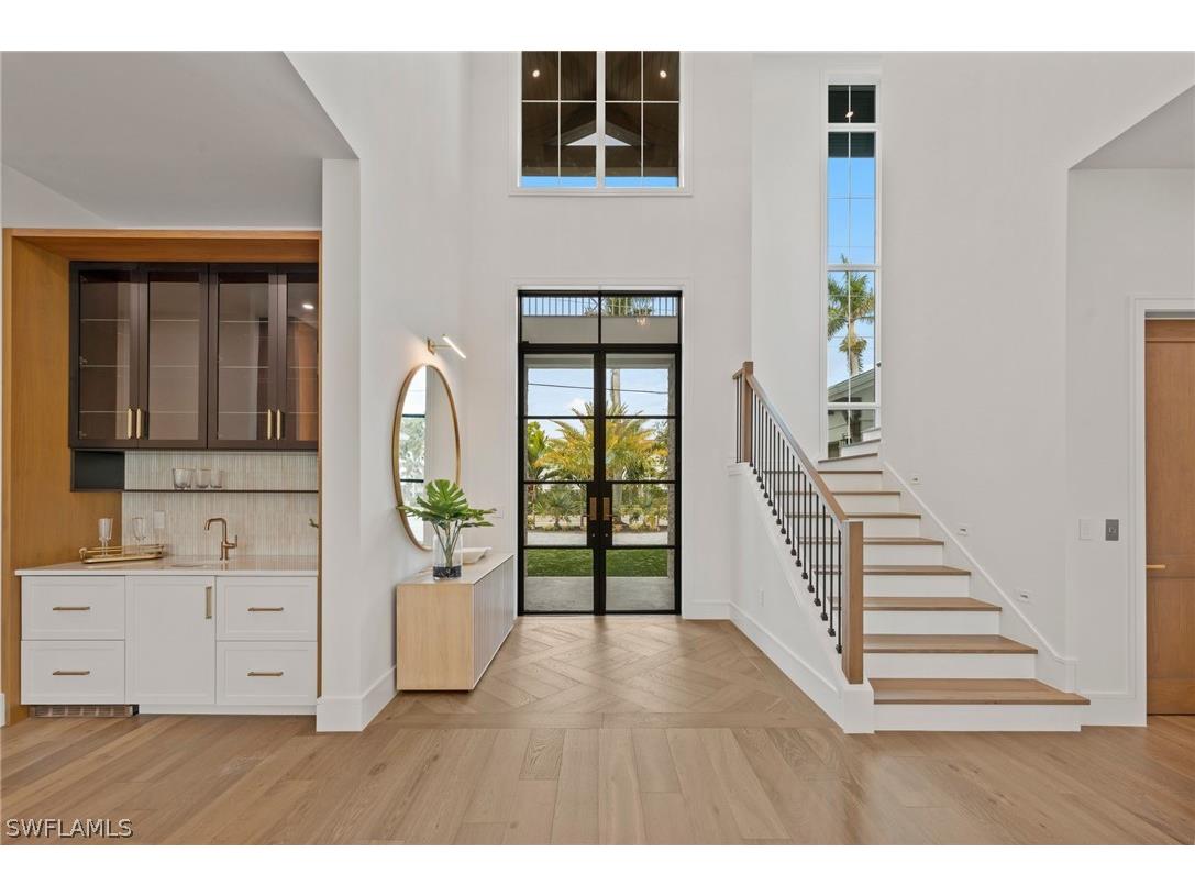 570 Harbour Drive Naples FL 34103 226006361 image24