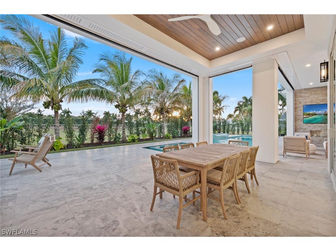 570 Harbour Drive Naples FL 34103 226006361 image37