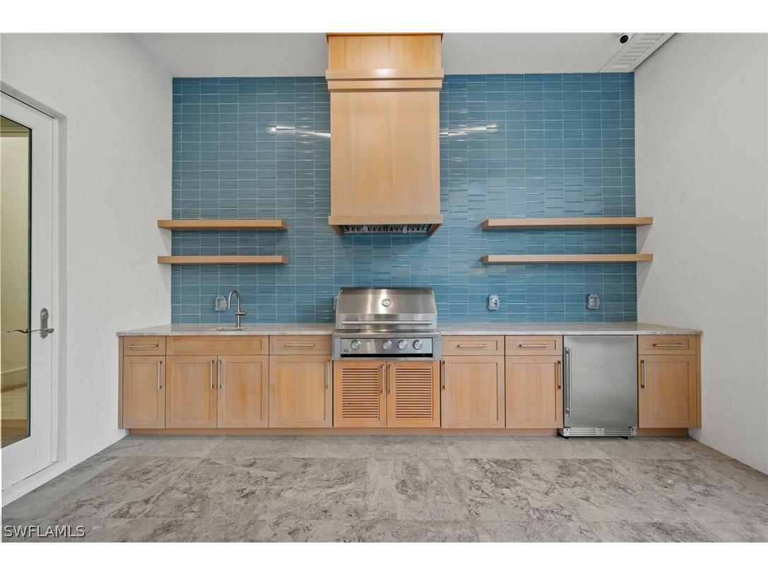 570 Harbour Drive Naples FL 34103 226006361 image38