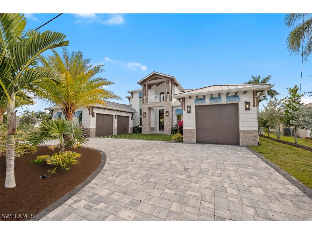 570 Harbour Drive Naples FL 34103 226006361 image40