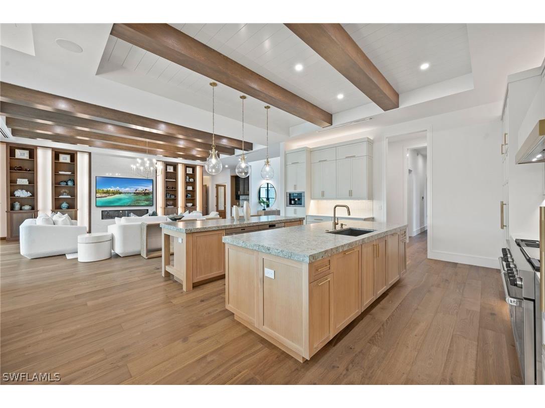 570 Harbour Drive Naples FL 34103 226006361 image9