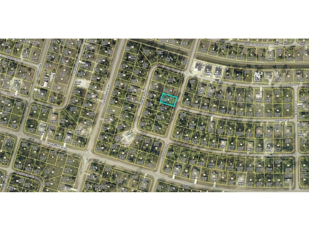 570 Parker Avenue S Lehigh Acres FL 33974 2025012984 image2