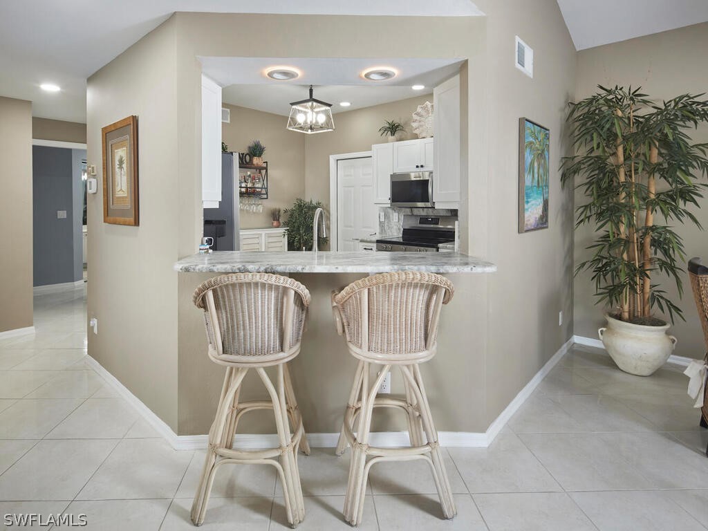 570 Windsor Square #101 Naples FL 34104 226007328 image11