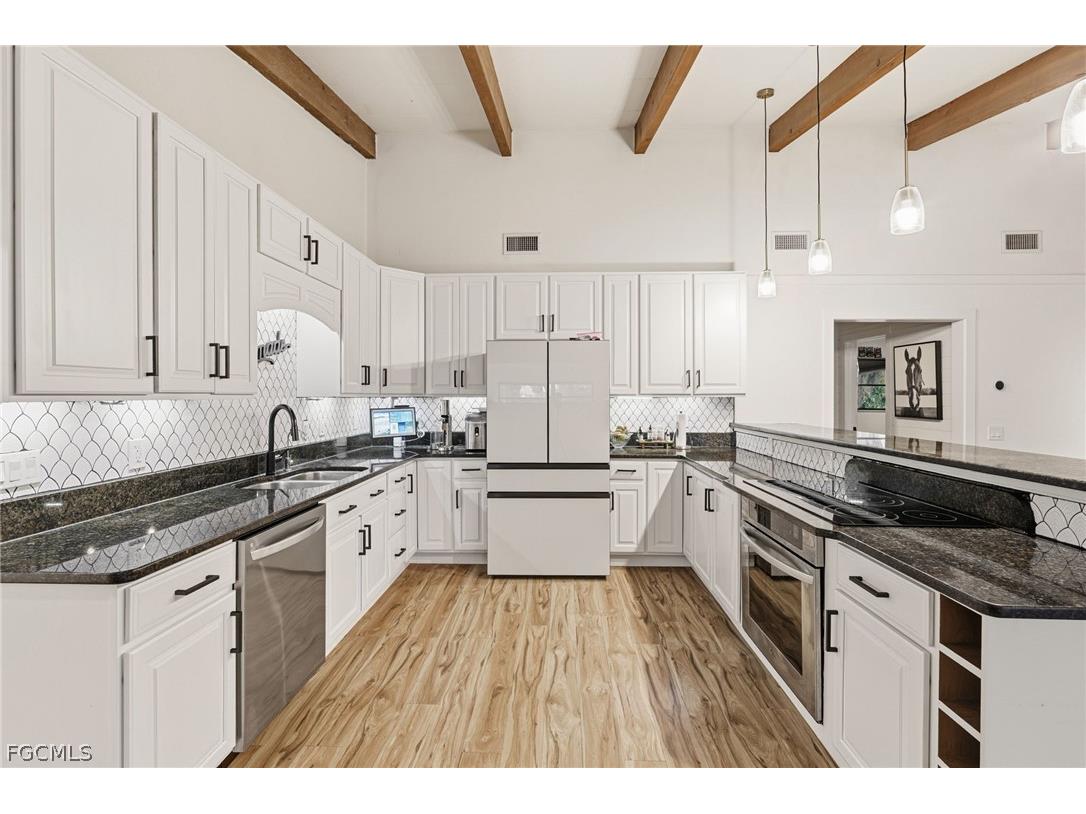 5700 Oakview Lane Punta Gorda FL 33950 2026007484 image8