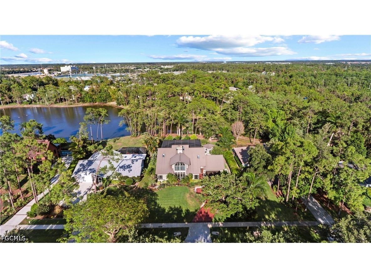 5700 Waxmyrtle Way Naples FL 34109 2026019839 image7