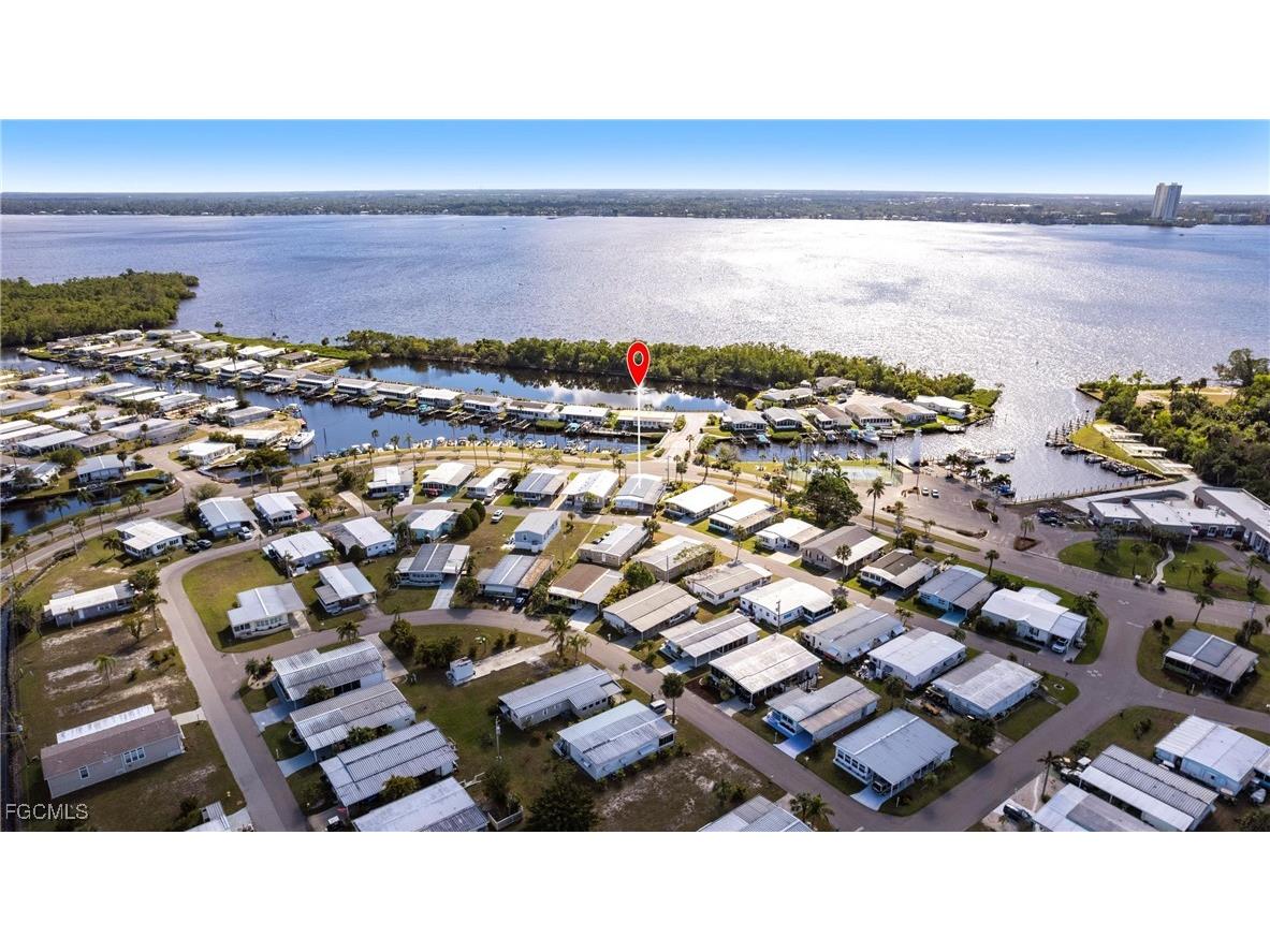 5701 Captain John Smith Loop North Fort Myers FL 33917 2025015306 image28