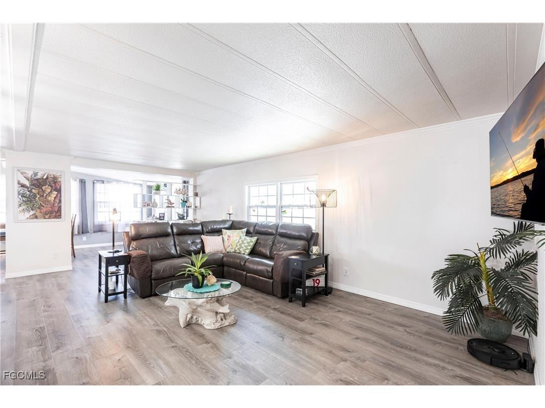 5701 Captain John Smith Loop North Fort Myers FL 33917 2025015306 image6