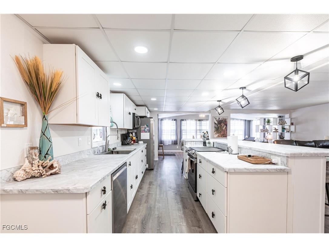 5701 Captain John Smith Loop North Fort Myers FL 33917 2025015306 image8