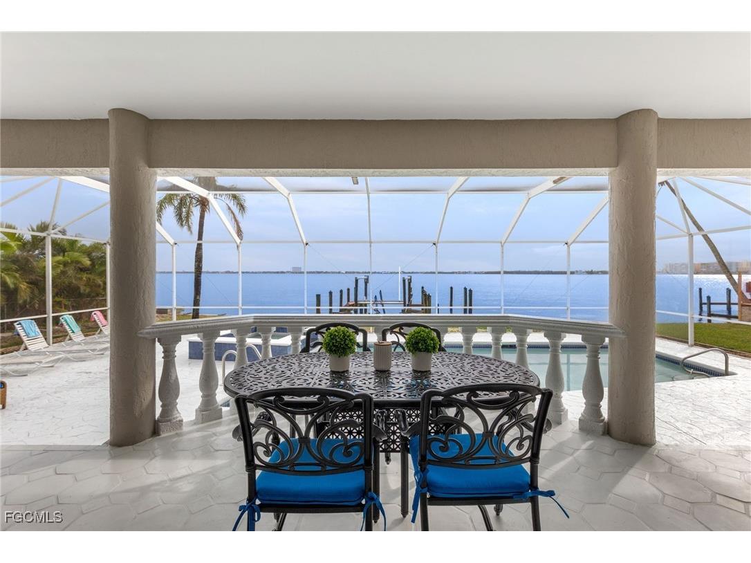 5701 Riverside Drive Cape Coral FL 33904 2025015517 image24