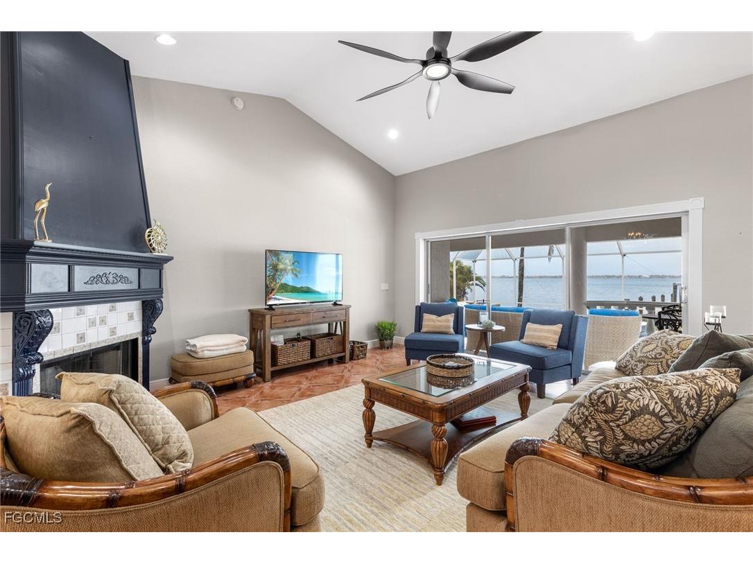 5701 Riverside Drive Cape Coral FL 33904 2025015517 image5