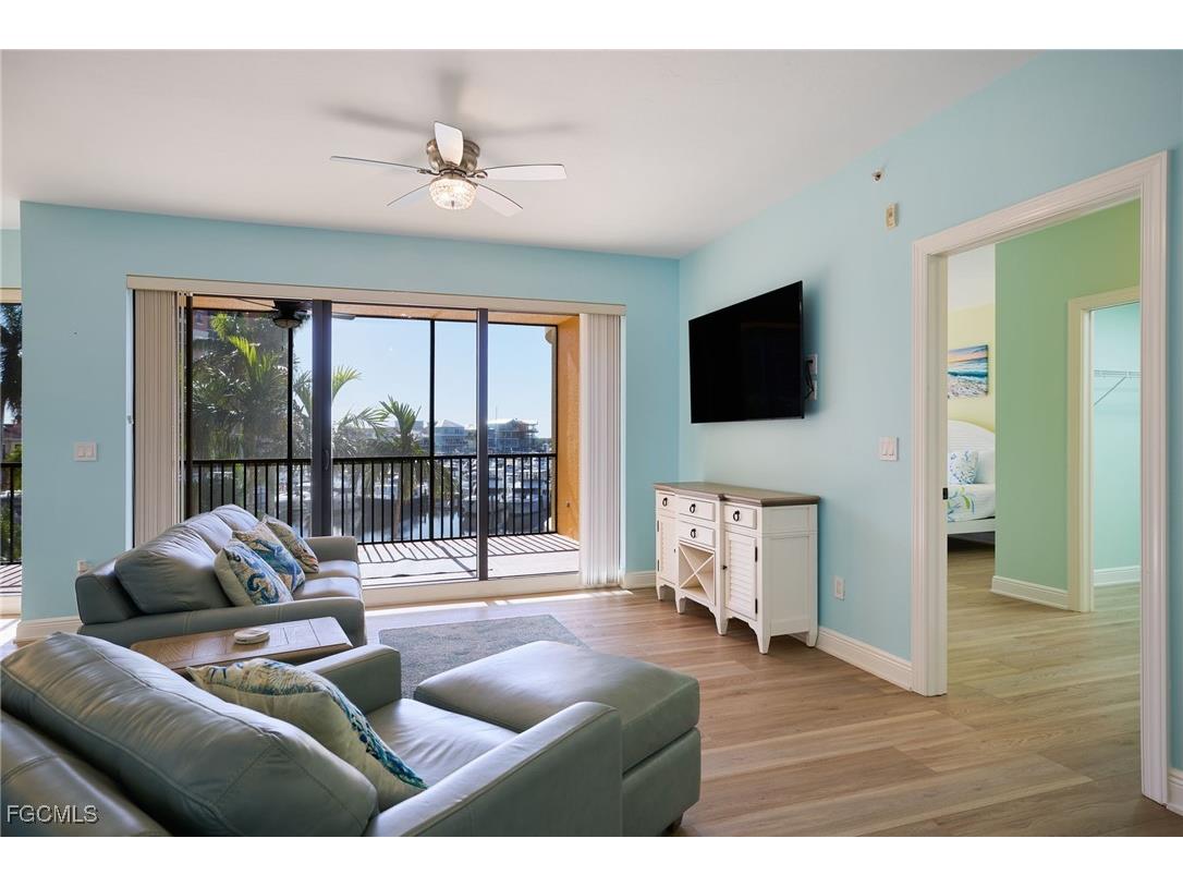 5702 Cape Harbour Drive #204 Cape Coral FL 33914 2025000504 image4