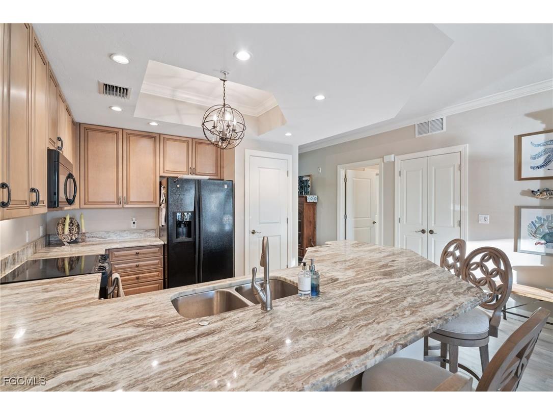 5702 Cape Harbour Drive #102 Cape Coral FL 33914 2026000497 image12