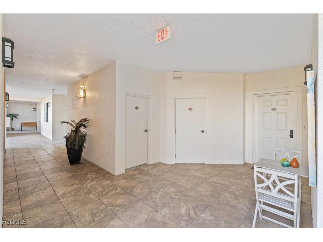 5702 Cape Harbour Drive #102 Cape Coral FL 33914 2026000497 image35