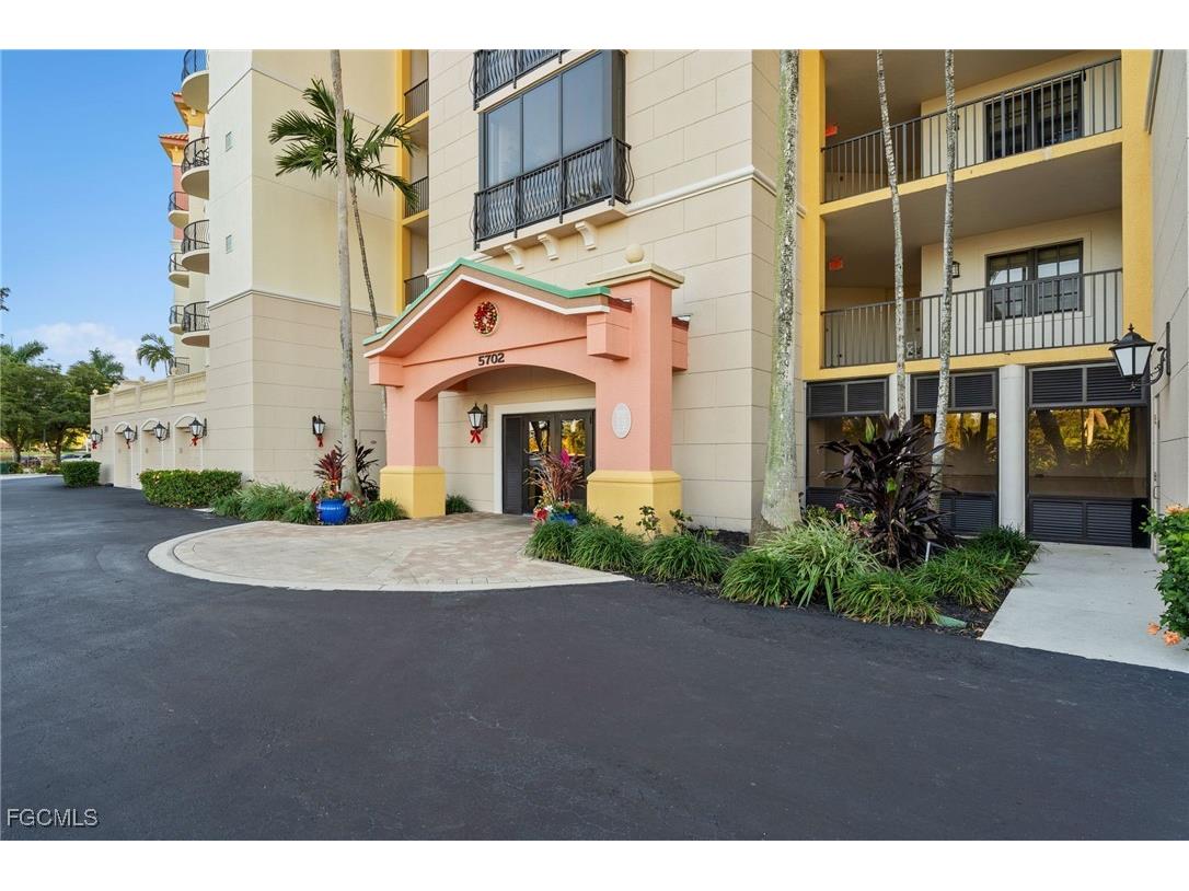 5702 Cape Harbour Drive #102 Cape Coral FL 33914 2026000497 image39