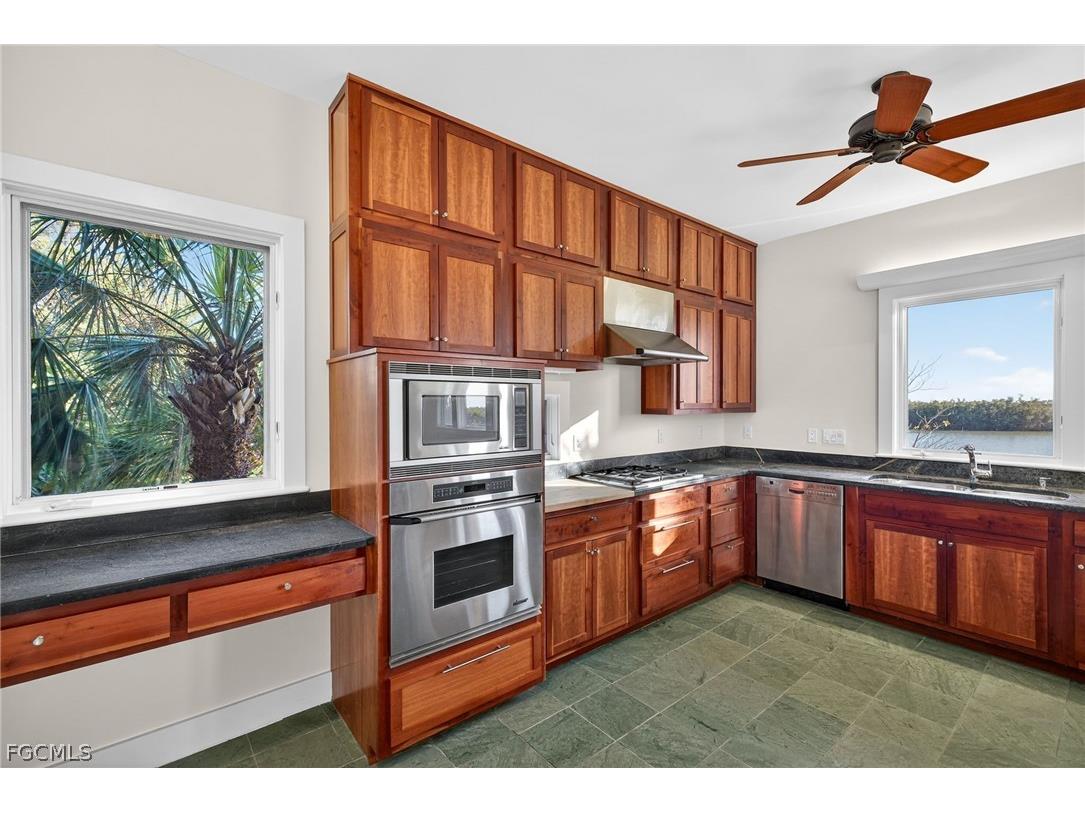 5703 Sanibel Captiva Road Sanibel FL 33957 2026003105 image21