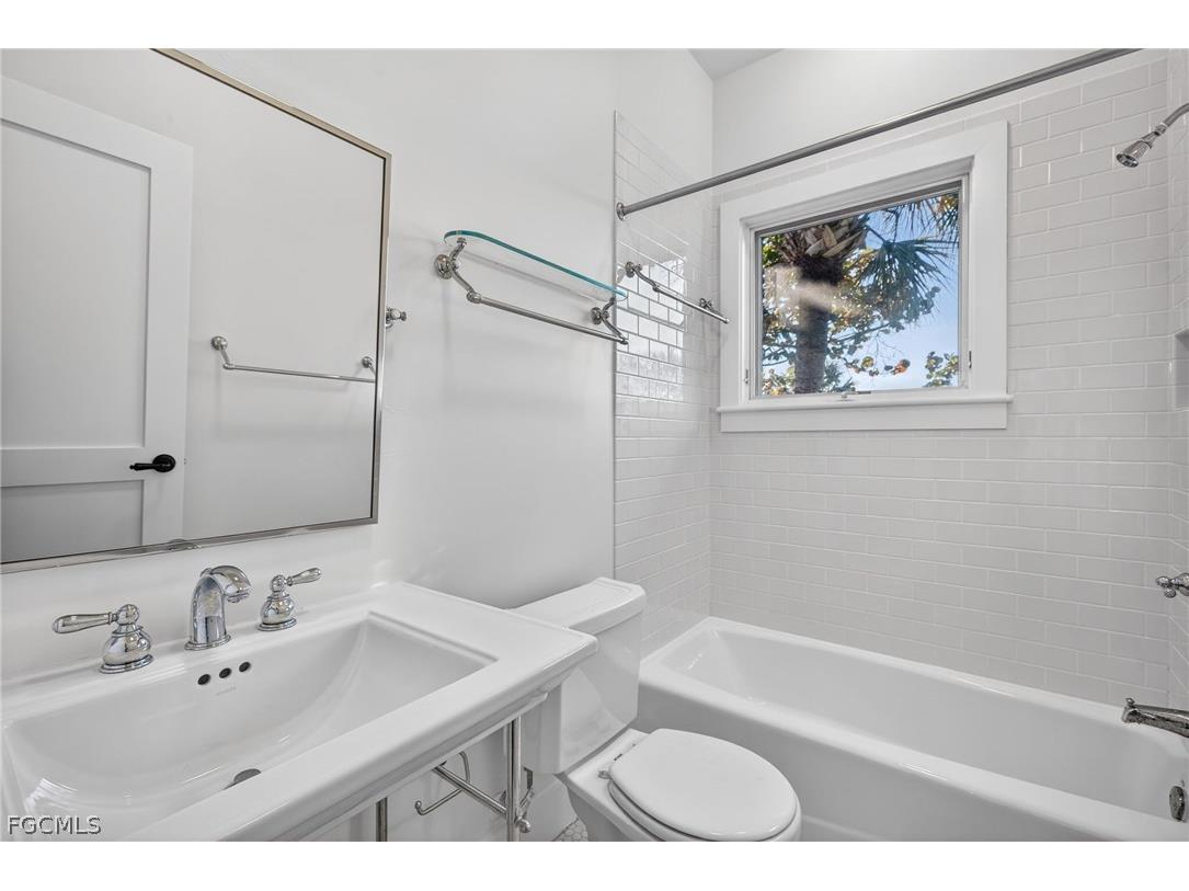 5703 Sanibel Captiva Road Sanibel FL 33957 2026003105 image34