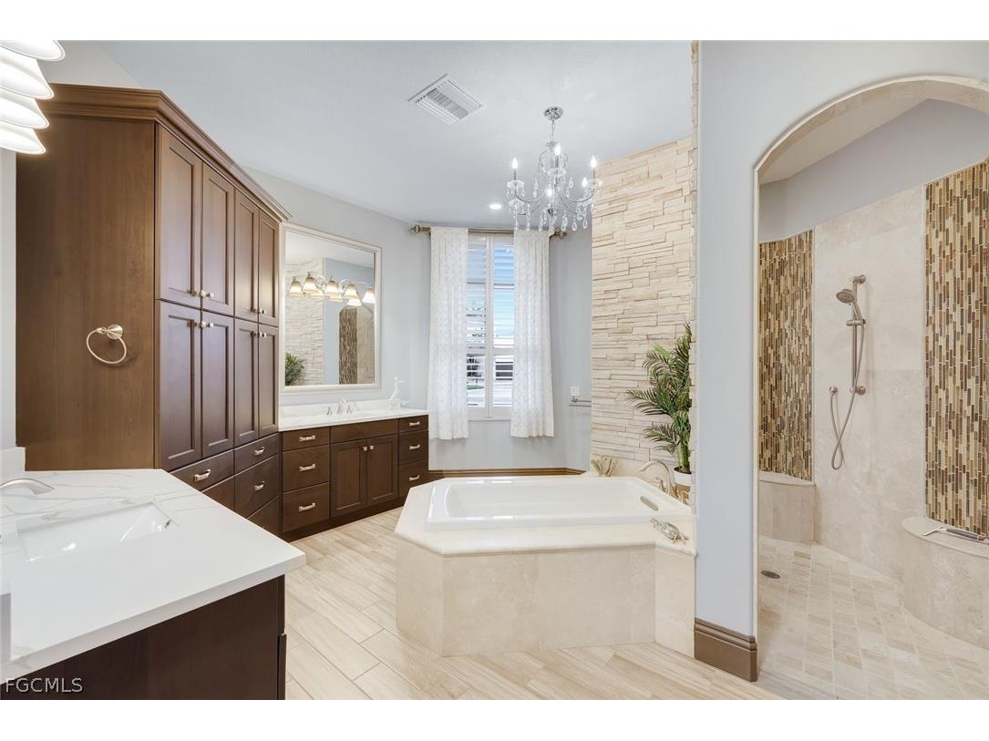 5703 Yardarm Court Cape Coral FL 33914 2026012560 image23