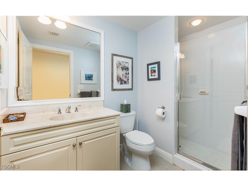 5704 Cape Harbour Drive #105 Cape Coral FL 33914 2025021348 image20