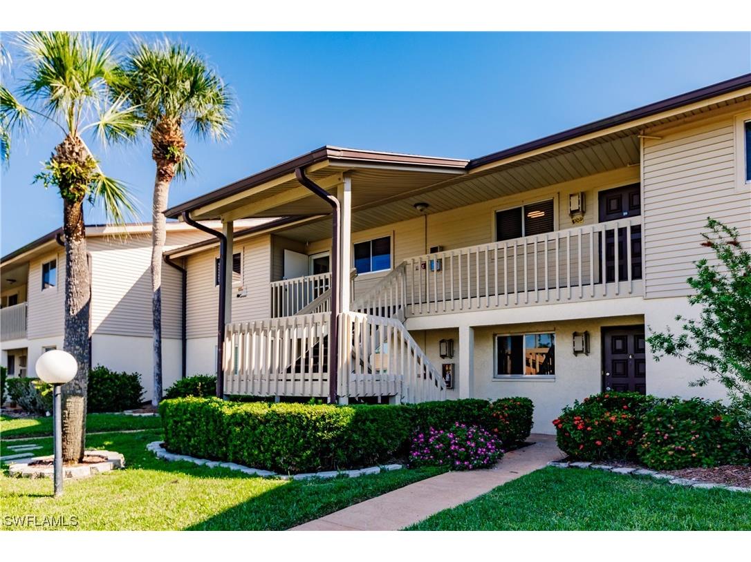 5705 Foxlake Drive #10 North Fort Myers FL 33917 223070909 image1